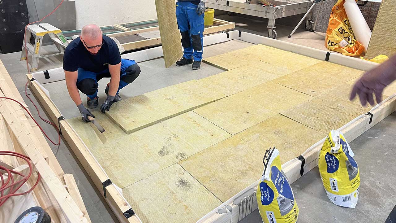 Weber Marine A60 Floating & Sound Floor - Image 9