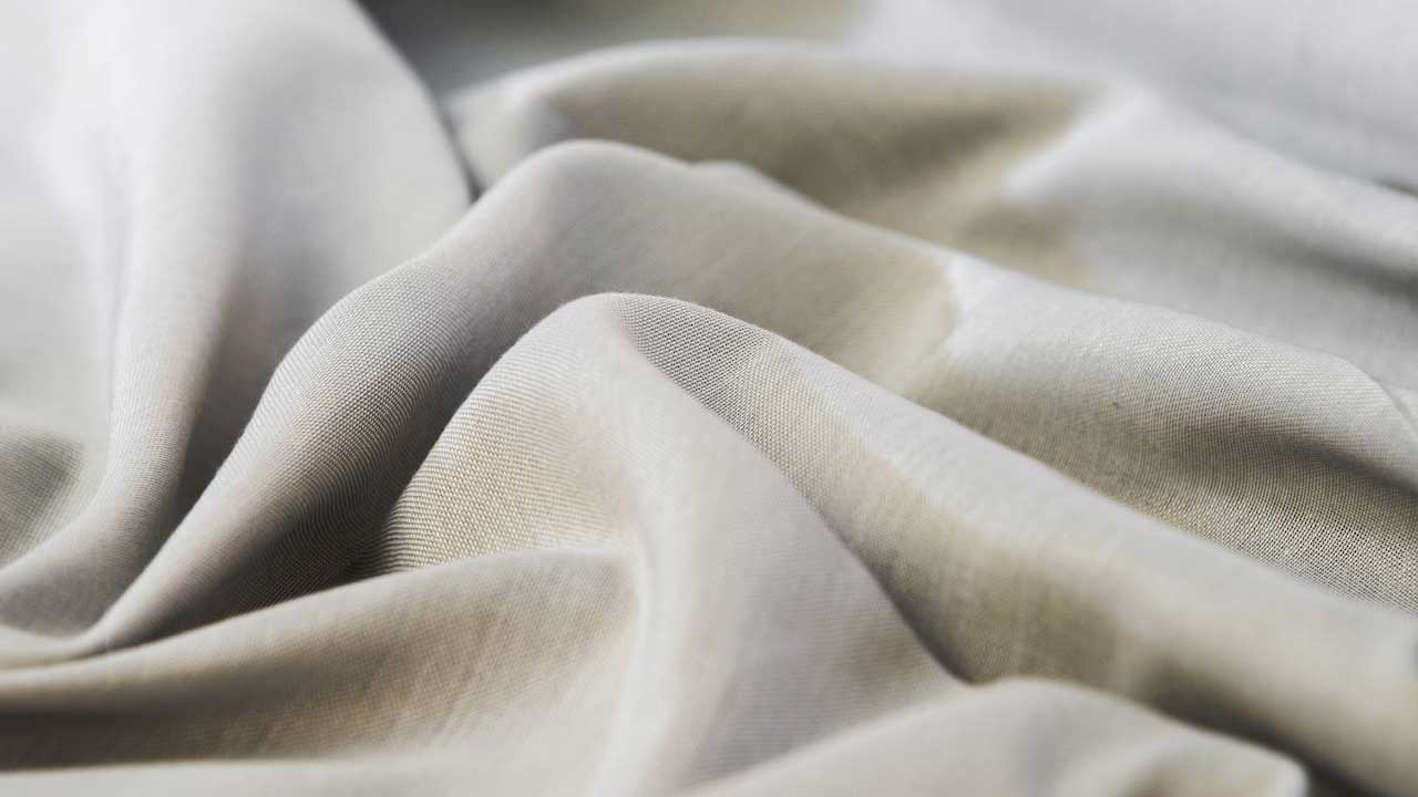 Mario Cavelli Curtain - Image 3